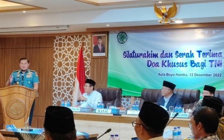 Kepala Staf TNI AL, Laksamana TNI Yudo Margono, saat memberikan sambutan pada acara Silaturahmi di Kantor Majelis Ulama Indonesia (MUI) Pusat, Jakarta, Rabu (14/12/2022). (ant)