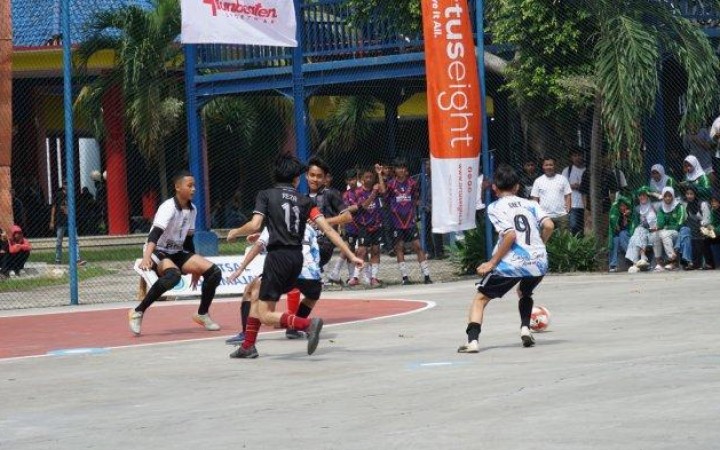 UKM Bidang  Olahraga Persatuan Sepak Bola Darmajaya gelar Darmajaya Student Futsal Tournament (DSFT) 2024. (foto:beritalampung)