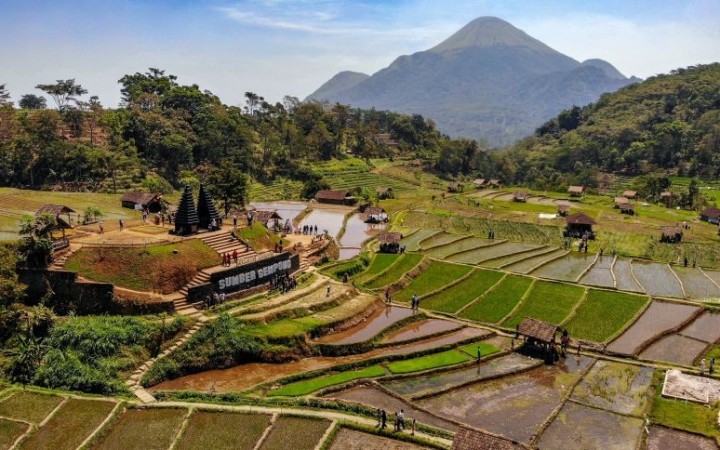 Dokumentasi. Foto udara suasana di Desa Wisata Ketapanrame, Mojokerto, Jawa Timur, Minggu (3/9/2023). (foto: gemapos/ antara)