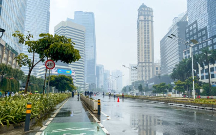 Ilustrasi- Cuaca di wilayah Jakarta (foto: gemapos/istock)
