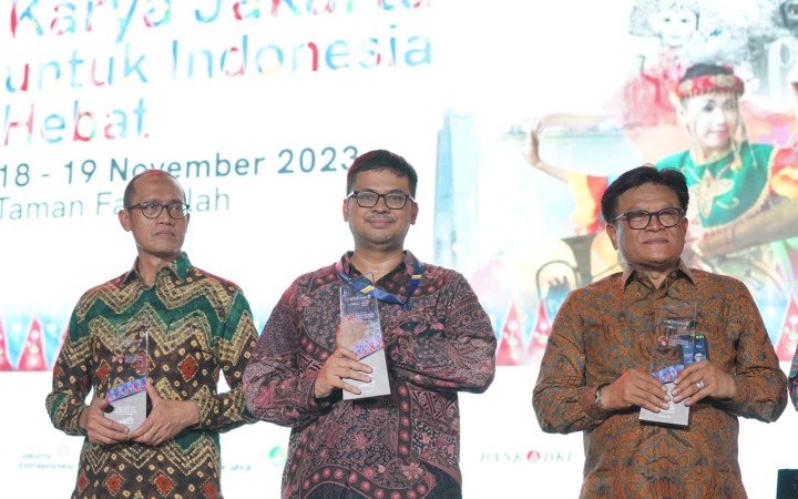 PT Jasa Marga (Persero) Tbk dalam meraih penghargaan Peringkat II pada kategori Nilai Belanja Terbesar Business Matching Jakarta 2023. (gemapos/Jasamarga)