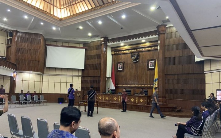 Suasana gladi pelantikan Pj Bupati Gianyar I Dewa Tagel Wirasa di Denpasar, Bali, Selasa (foto: gemabali/ antara)
