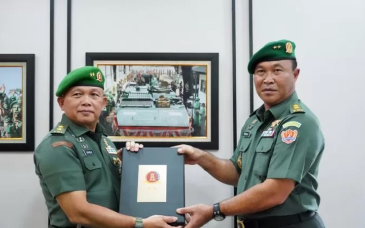 Mayjen TNI I Nengah Wiraatmaja Jabat sebagai Kapusziad, Gantikan Mayjen TNI Suparjo (foto: gemabali/ antara)