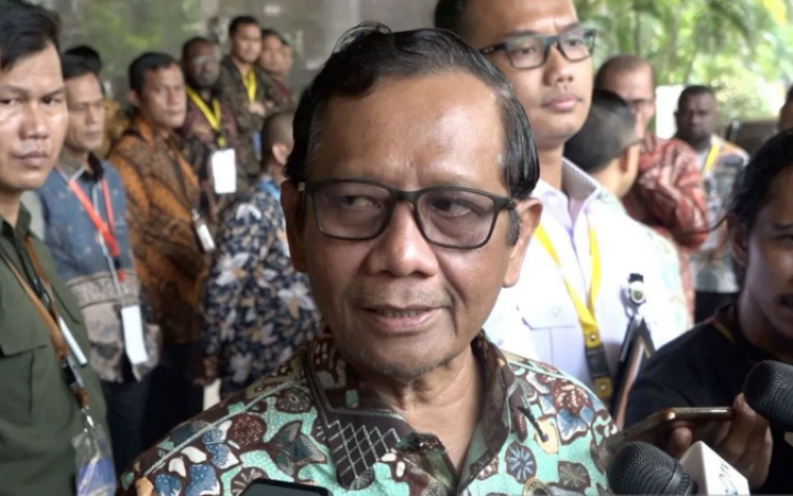 Menkopolhukam Mahfud MD saat ditemui usai menghadiri Rakornas Penyelenggara Pemilu Tahun 2023 di Jakarta, Rabu (foto:ant)