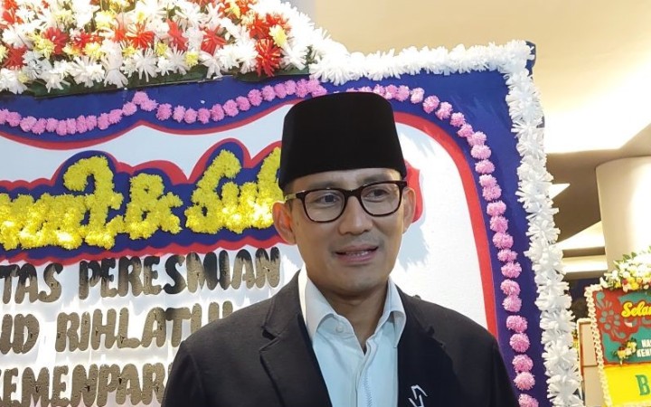 Menteri Pariwisata dan Ekonomi Kreatif (Menparekraf) Sandiaga Uno usai meresmikan masjid Rihlatul Jannah di Jakarta, Senin (foto:ant)