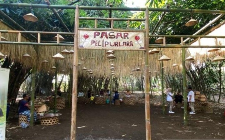 Pelindo menginisiasi penataan berkelanjutan di hutan bambu di Desa Penglipuran, Kabupaten Bangli, Bali, Kamis (foto: ant)