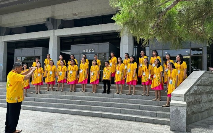 Paduan Suara Arek Surabaya (PSAS) saat tampil di ajang World Choir Games (WCG) 2023 di Gangneung, Korea Selatan (Korsel) beberapa waktu lalu
