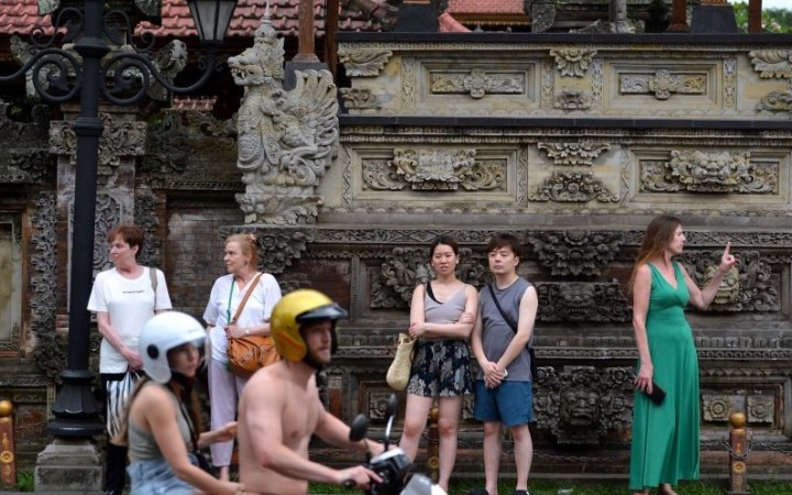 Ilustrasi: Wisatawan berwisata di kawasan Ubud, Gianyar, Bali