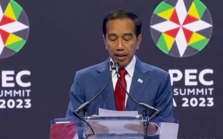 Tangkapan Layar - Presiden Jokowi saat menyampaikan pidatonya di acara Konferensi Tingkat Tinggi (KTT) APEC 2023 di San Francisco, Amerika Serikat. (gemapos/Ytb sekretariat presiden)