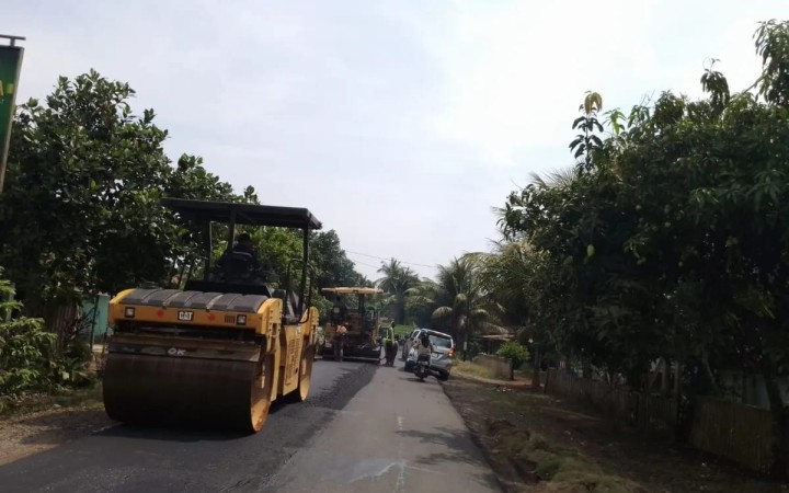 Tahapan pengerjaan pembangunan jalan Inpres di Kabupaten Bengkulu Tengah-utara (foto: gemapos/ antara)