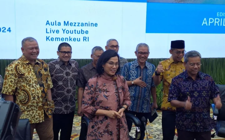 Menteri Keuangan Sri Mulyani dalam konferensi pers APBN KiTa di Jakarta, Jumat (26/4/2024). (foto:gemapos/antara)