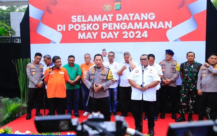 Kapolri Jenderal Pol. Listyo Sigit Prabowo menghadiri peringatan Hari Buruh Internasional 2024 di Stadion Madia GBK, Jakarta, Rabu (1/5/2024). (gemapos/antara)