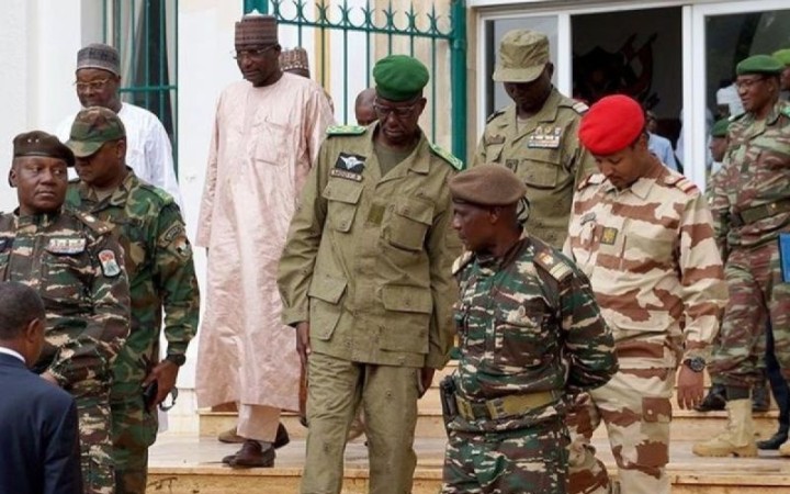 Junta militer Niger. (foto: gemapos/ANTARA/Anadolu/Xaume Olleros.)
