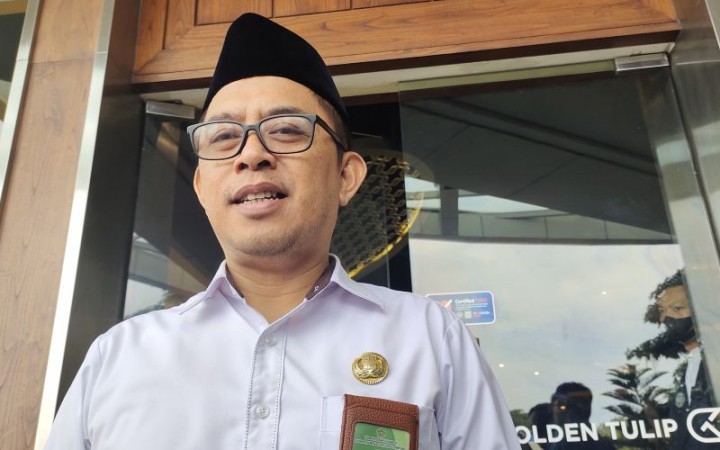 Kepala Kanwil Kemenag Lampung Puji Raharjo saat memberi keterangan. Bandarlampung, Senin (15/5/2023). (ant)