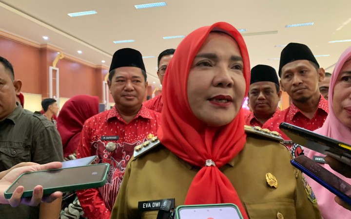 Wali Kota Bandar Lampung Eva Dwiana desak Pemprov Lampung soal Dana Bagi Hasil (DBH). (foto:beritalampung)