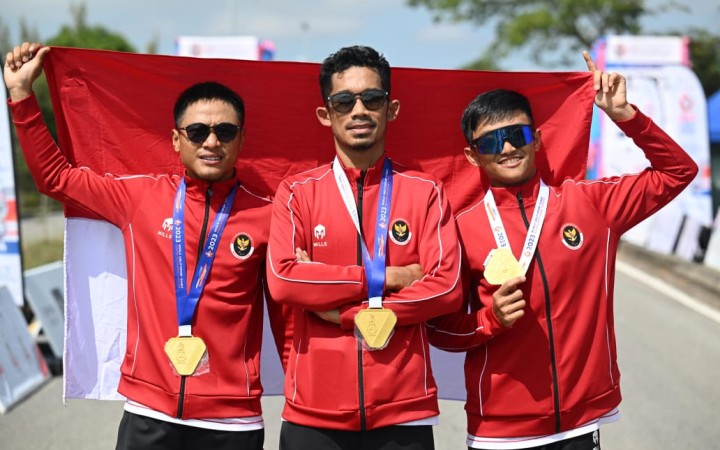 Tim Para-balap sepeda Indonesia kembali menunjukan prestasi bagus di World Abilitysport Games 2023. Sebanyak tiga medali emas mampu direbut oleh tim para-balap sepeda dari nomor road race dalam perlombaan yang diadakan di Nakhon Ratchasima, Thailand, Selasa (05/12/2023). (gemapos/kemenpora.go.id)