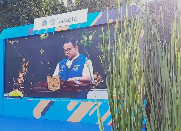 Gubernur DKI Jakarta Anies Baswedan meresmikan Sekolah Net Zero 2022 di SD Negeri Ragunan 08, Jakarta, Rabu (28/09)