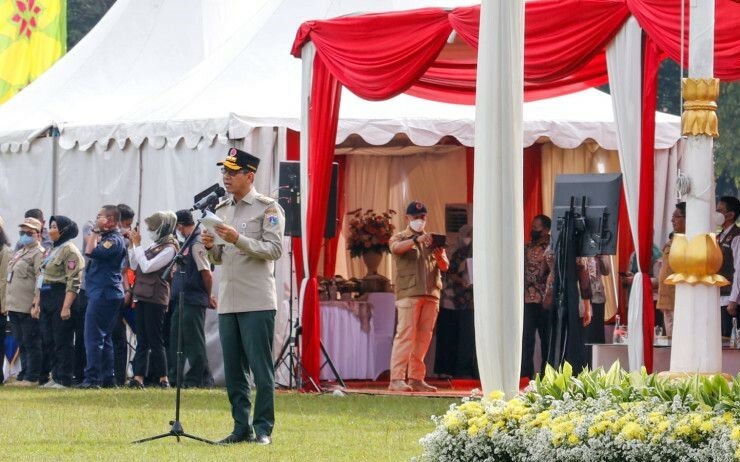 Penjabat Gubernur DKI Heru Budi Hartono memberikan sambutan pada pembukaan apel kesiapsiagaan bencana di Cibubur, Jakarta Timur, Rabu (9/11/2022). (ant)