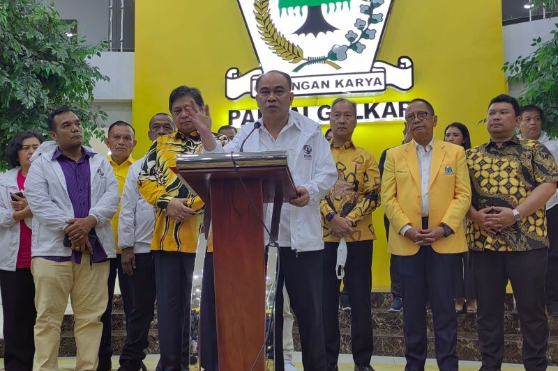 Ketua Umum Relawan Pro Jokowi (Projo) Budi Arie Setiadi yang juga menjabat sebagai Wakil Menteri Desa Pembangunan Daerah Tertinggal dan Transmigrasi (Wamendes PDTT) di Kantor DPP Golkar, Jakarta, Senin (7/11/2022). (ant)