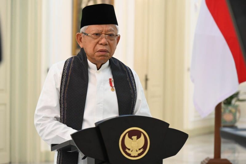 Wakil Presiden Ma'ruf Amin memberikan sambutan daring pada acara Muktamar III Majelis Muslim Papua, Kamis (9/3/2023). (ant)